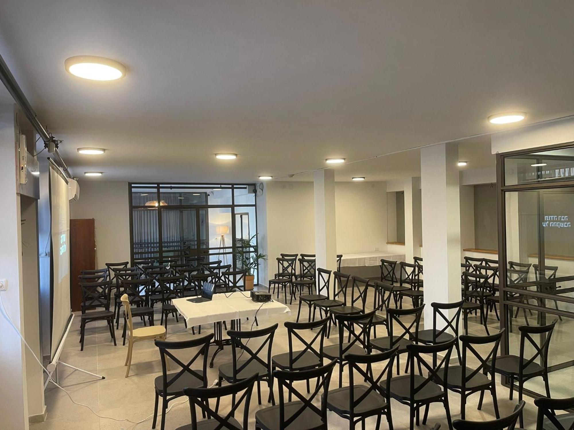 Hotel Astoria Galilee 3*